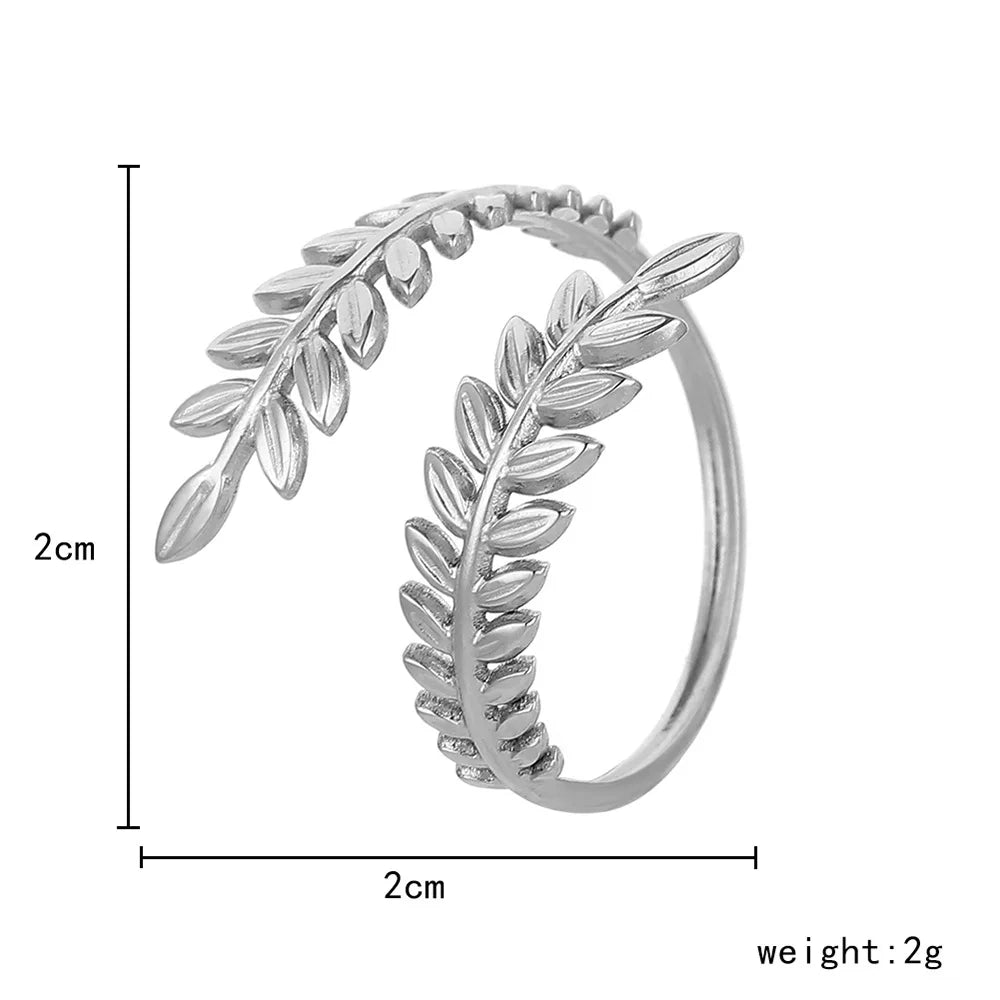 Leafy Hugs - Adjustable Ring