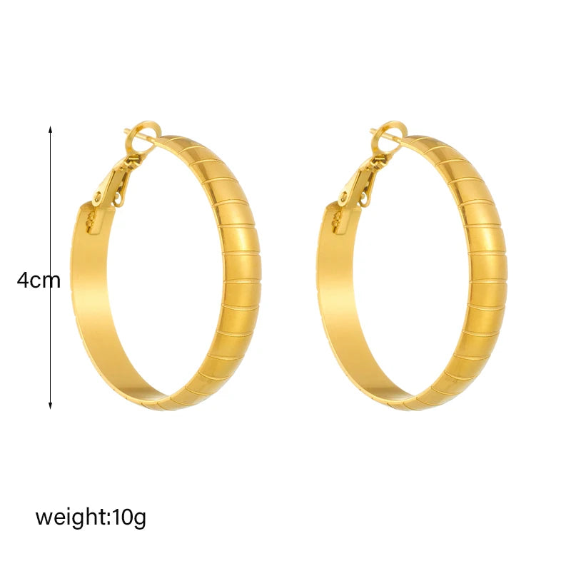 Smooth Hoop - Earrings